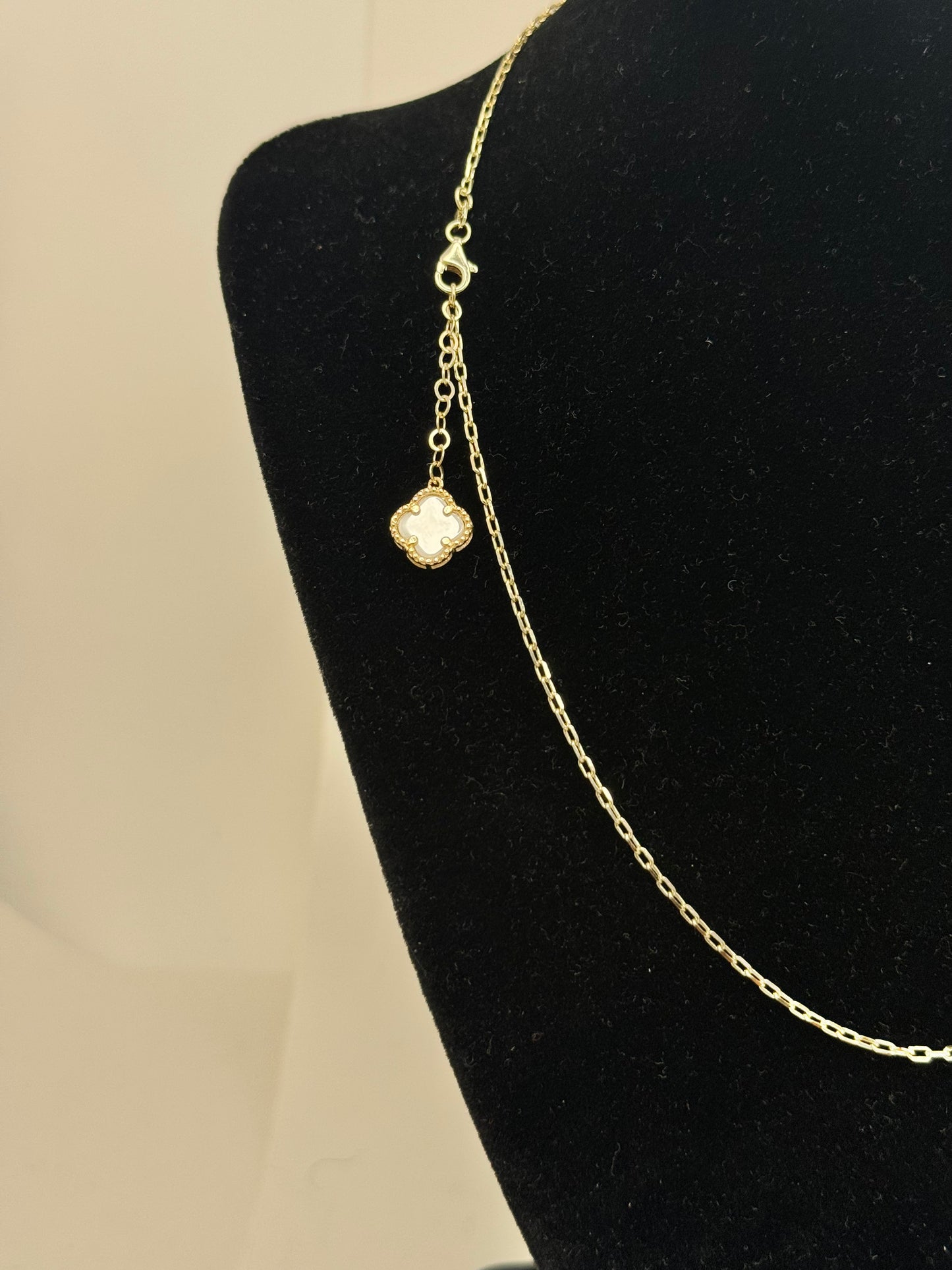 16-inch 14K yellow gold chain and a matching 8-inch bracelet inspired by the timeless Van Cleef design