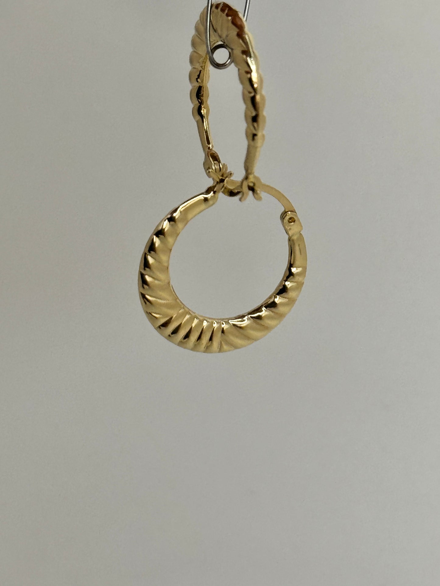 14k Gold striped Hoop earrings for women